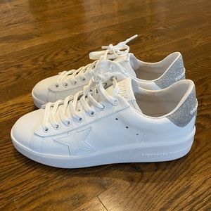 New golden goose pure stars size 39. Never worn.